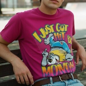 VINTAGE SUN SPORTSWEAR 80s 90s "Hit By a Monday" Neon Single Stitch DayGlo Tee